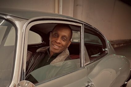 Claudy Siar évincé de RFI : la fin brutale d’une voix mythique