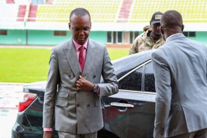 Gouverner par la réforme et l’action : le bilan maîtrisé du ministre Héritier Doneng